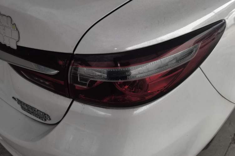 Used Mazda Atenza 2020 2.0L Blue Sky Fashion Edition