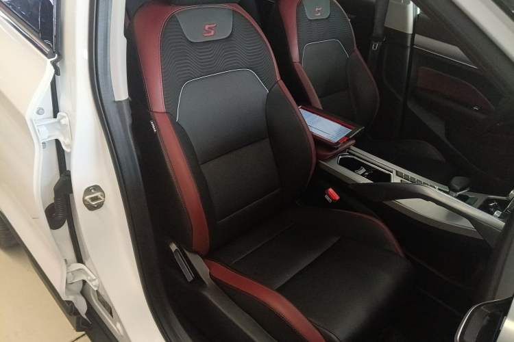 Used Geely Auto Coolray 2021 1.4T DCT Diamond Edition
