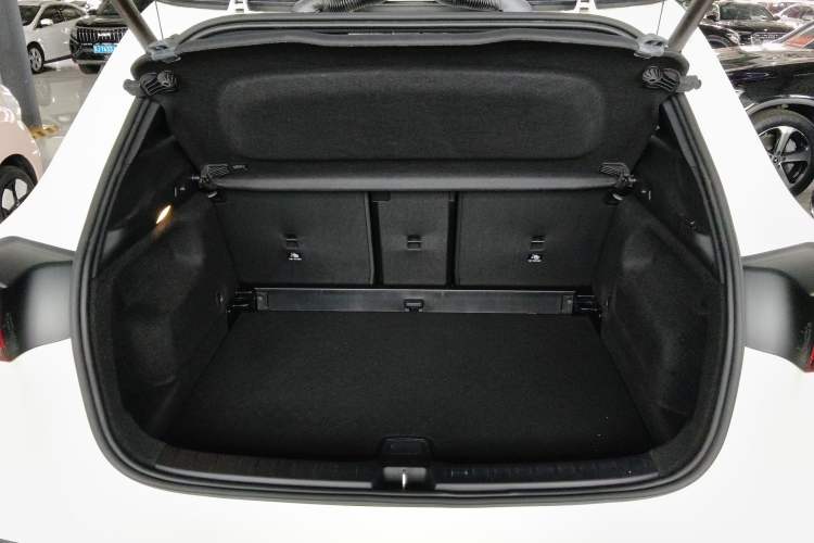 Used Mercedes-Benz GLA 2020 GLA 200 Trunk