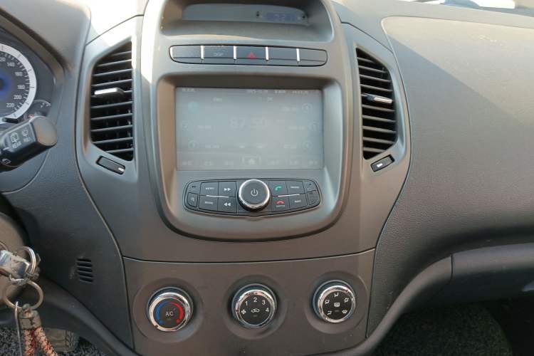 Used Geely Auto Diamond 2014 CROSS 1.5L Automatic Elite Model