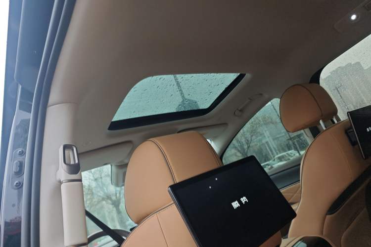 Used Denza D9 2022 DM-i 970 Four-Wheel Drive Prestige Model