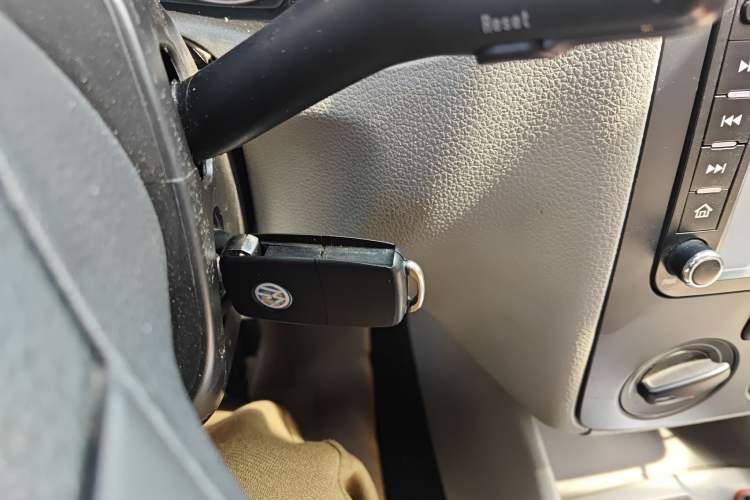 Used Volkswagen Bora 2011 1.6L Automatic Fashion Edition Vehicle Key