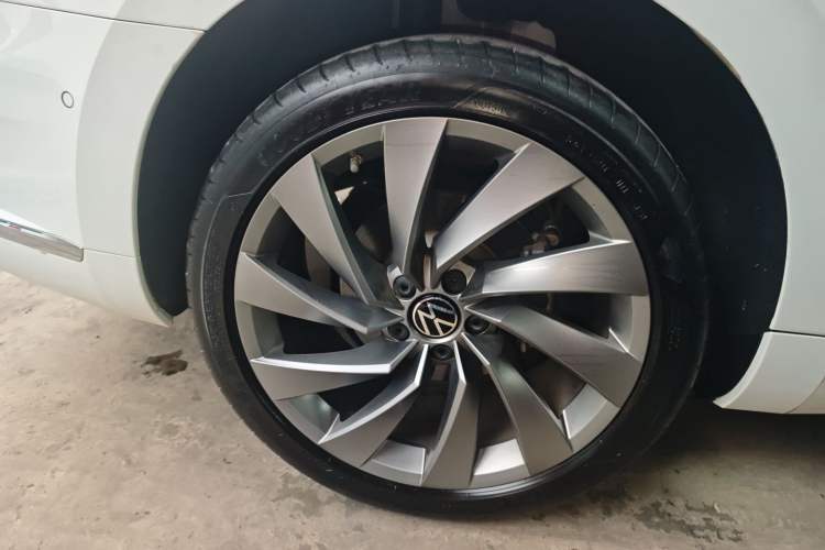 Used Volkswagen FAW-Volkswagen CC 2023 380TSI Striking Edition
