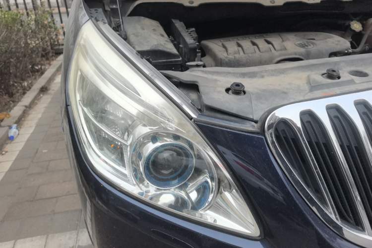 Used Buick GL8 2013 2.4L LT Luxury Business Executive Edition