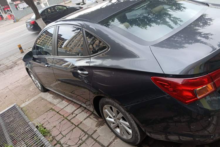 Used Buick Verano 2017 Sedan 15S Automatic Entry Model Rear Left 45 Deg