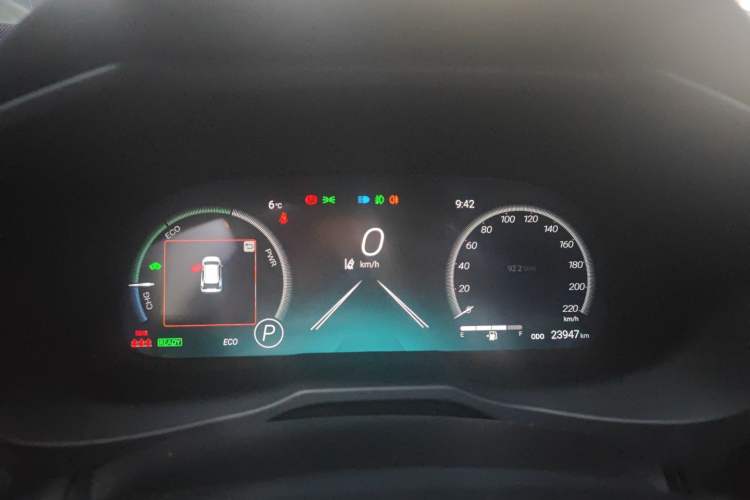 Used Toyota Wildlander 2023 Dual-Engine 2.5L E-CVT 4x4 Luxury PLUS Edition
