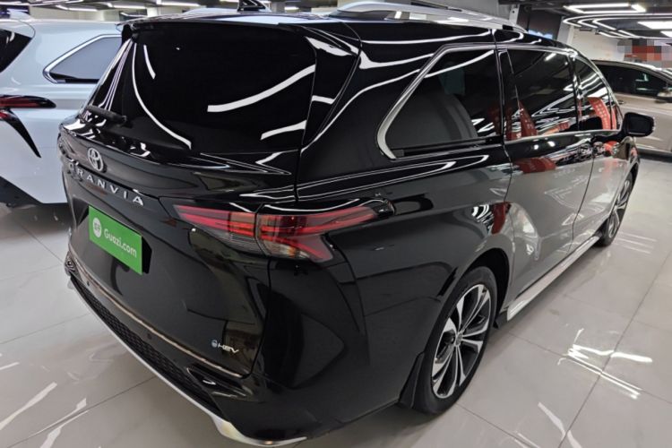 Used Toyota Granvia 2024 2.5L Hybrid Prestige ULTRA Edition
