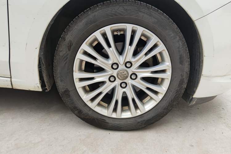 Used Buick GT 2017 15N Automatic Elite Version
