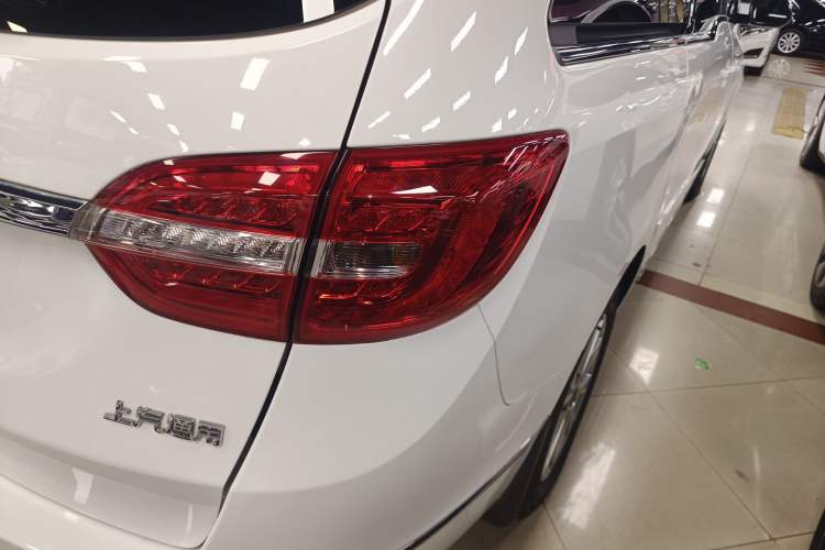 Used Buick GL8 2018 28T Luxury Model China VI Standard
