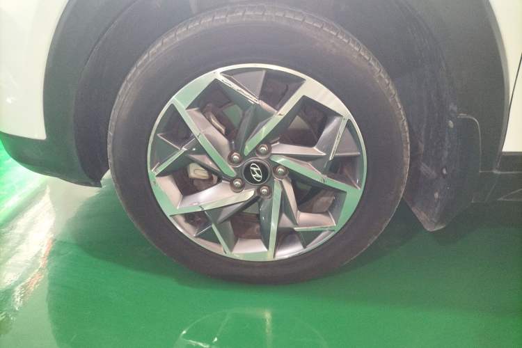 Used Hyundai Tucson 2019 280TGDi Dual-Clutch Two-Wheel Drive Fashion Edition China VI Standard