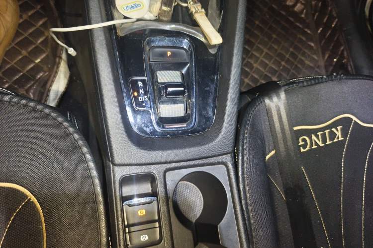 Used Skoda Octavia 2021 PRO TSI280 DSG Luxury Edition Gear Lever