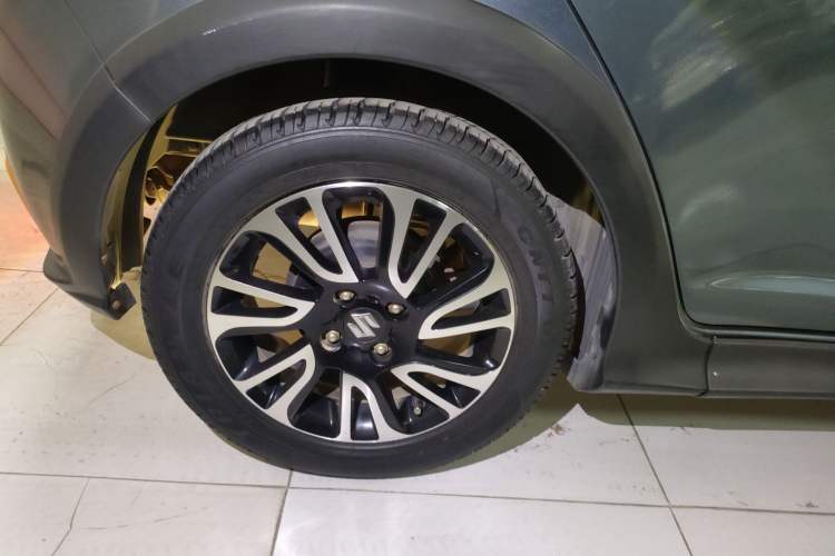 Used Suzuki Swift 2016 1.5L Automatic Fashionable Coolplay Edition
