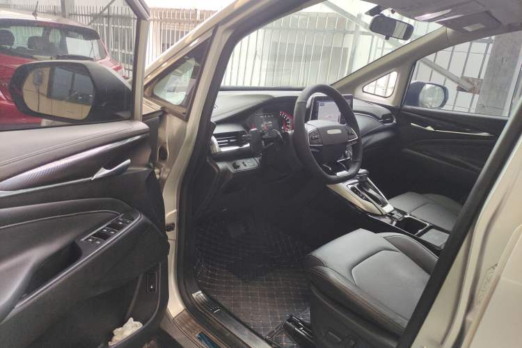 Used SAIC MAXUS G50 2019 1.5T First Edition Automatic Luxury Version 7 Seats