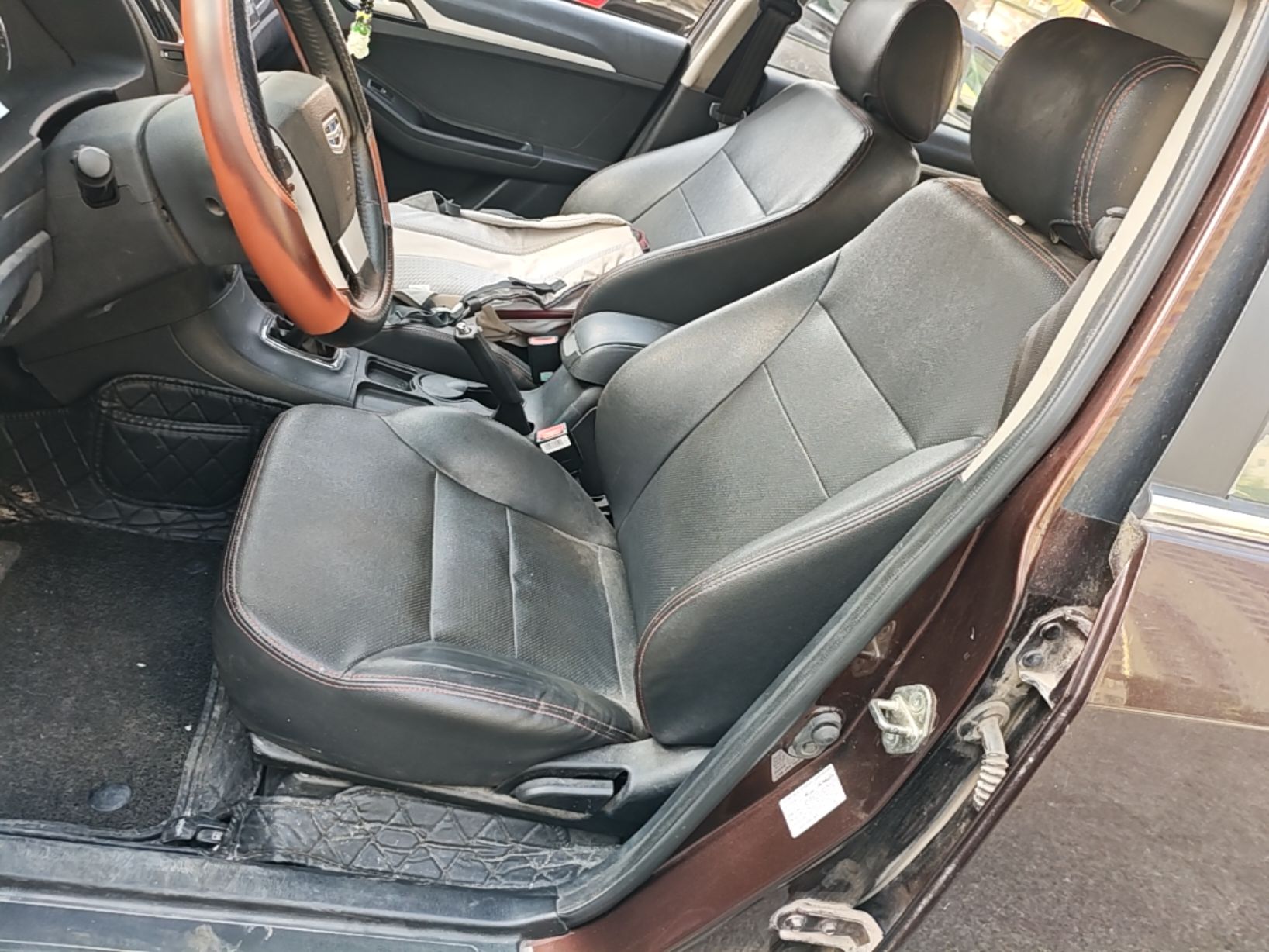 Interior delantero
