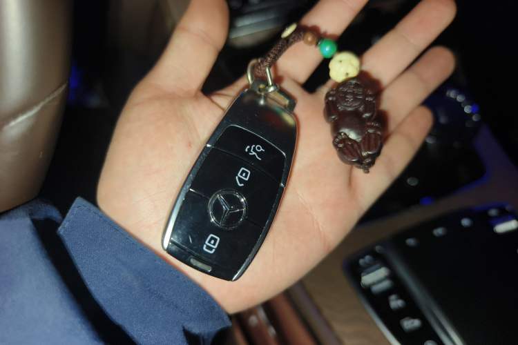 Used Mercedes-Benz E-Class 2023 Updated E 300 L Fashion Edition
