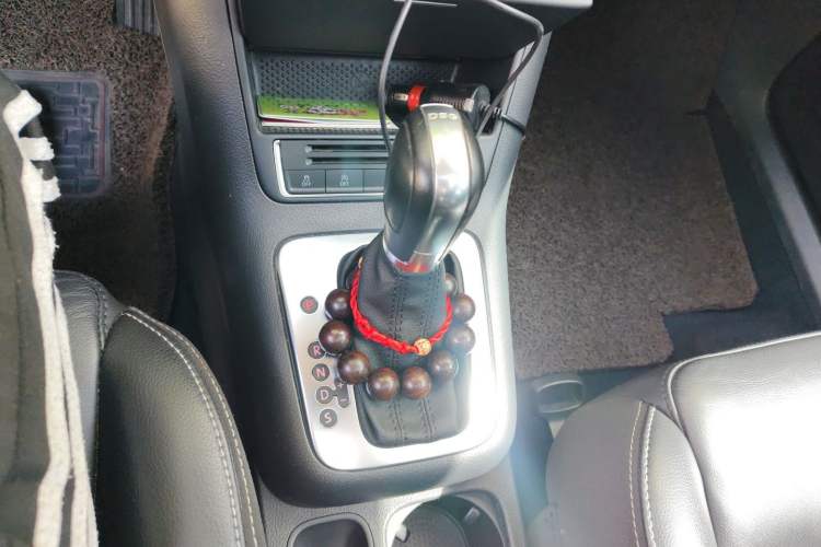 Used Volkswagen Tiguan 2016 280TSI Automatic Two-Wheel Drive Silk Road Comfort Edition
