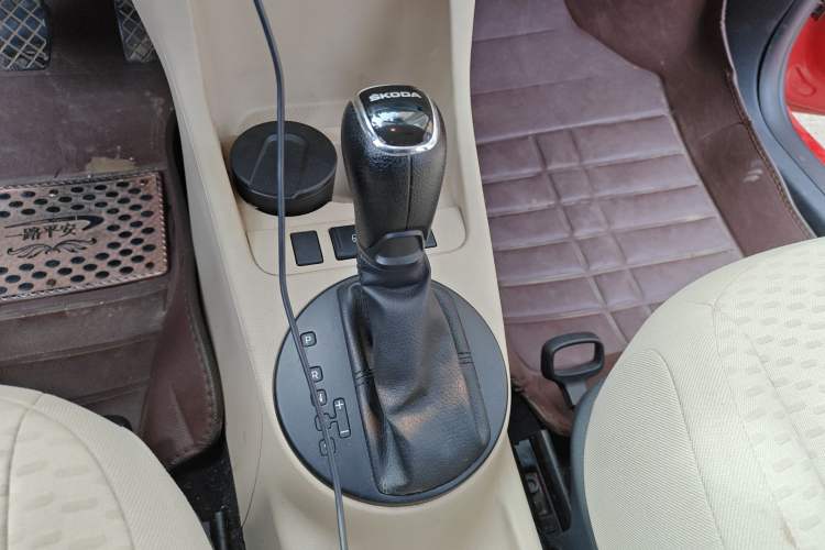 Used Skoda Fabia 2014 1.4L Automatic Crystal Edition