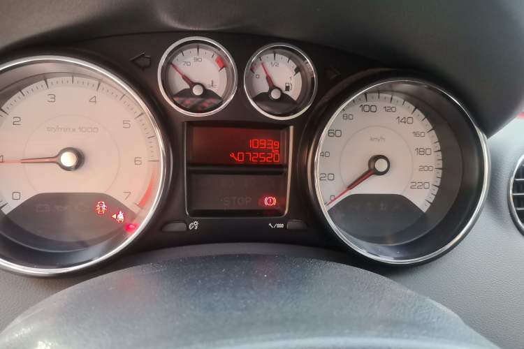Used Peugeot 408 2013 2.0L Manual Comfort Edition