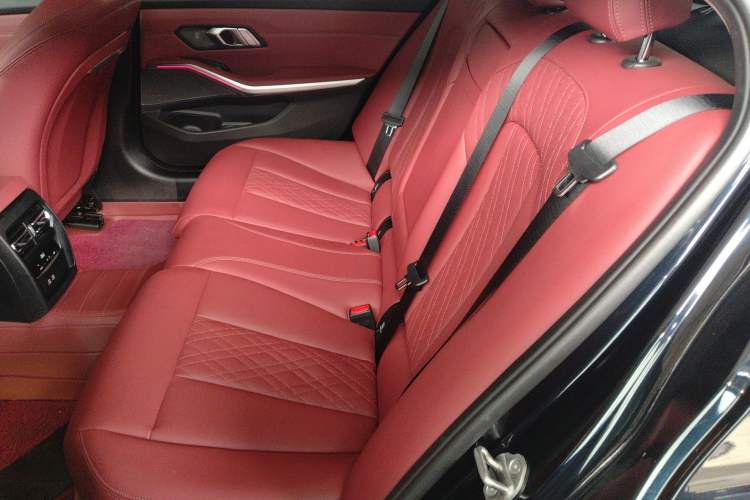 Used BMW 3 Series 2025 330Li M Sport Shadowline Package