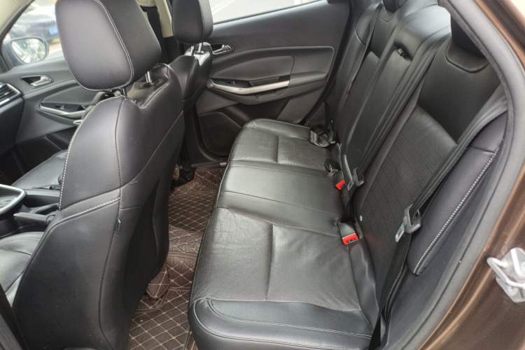 Used Ford Escort 2017 Happiness Edition 1.5L Automatic Fashion Version Left Rear Seat