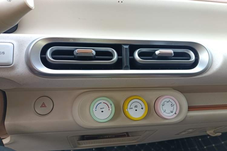 Used Wuling Hongguang MINIEV 2024 3rd Generation 215km Youth Edition