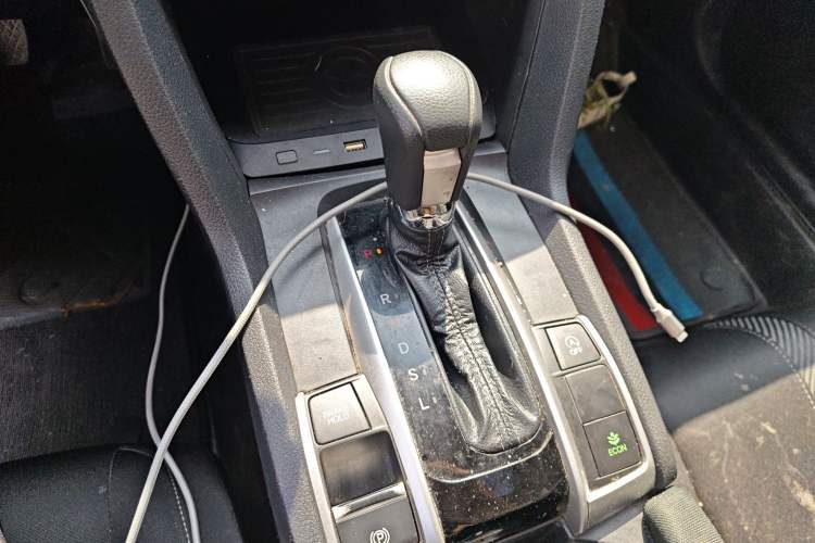 Used Honda Civic 2016 220TURBO CVT Luxury Edition
