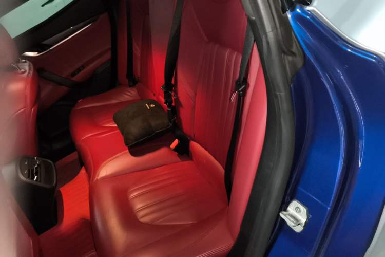 Used Maserati Ghibli 2017 3.0T Standard Edition Left Rear Seat