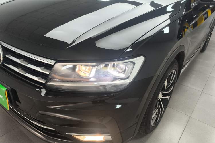 Used Volkswagen Tiguan L 2021 330TSI Automatic Two-Wheel Drive R-Line Enhanced Edition Left Front Headlight