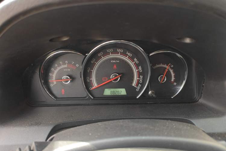 Used Baojun 630 2013 1.5L manual Comfort trim
