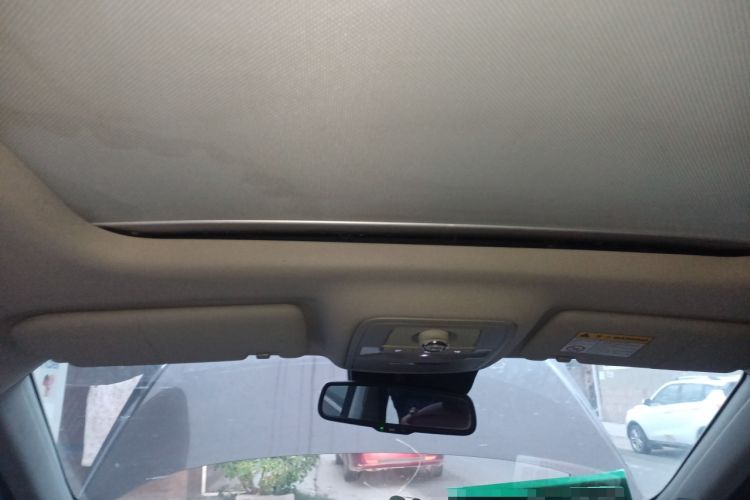 Used Roewe RX5 2016 30T Four-Wheel Drive Automatic Internet Smart Luxury Edition Headliner