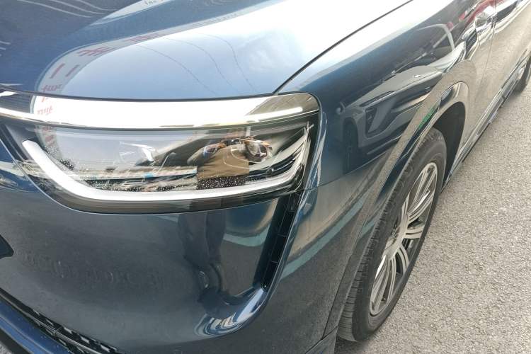 Used Hima AITO M8 2025 Extended-Range Max+ Version 53.4 kWh 6-Seater Edition