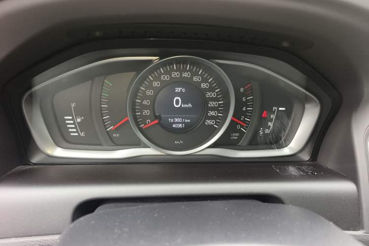 Used Volvo XC60 2015 T5 Smart Upgrade Model