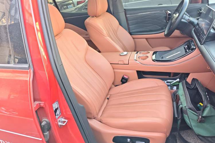 Used AION V 2024 Aion Tyrannosaurus 650 LiDAR Edition