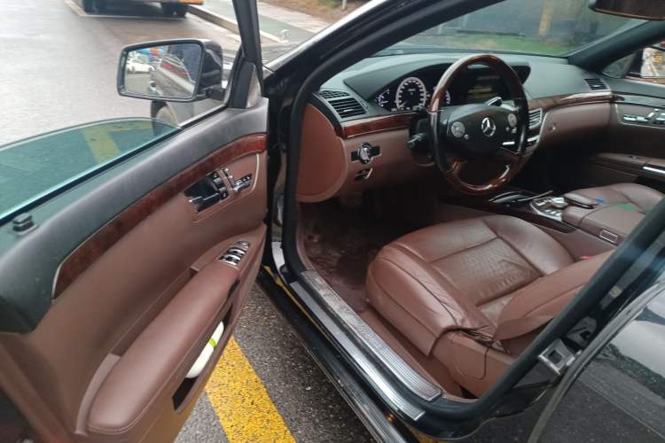 Used Mercedes-Benz S-Class 2012 S 300 L Luxury Grand Edition Driver Seat