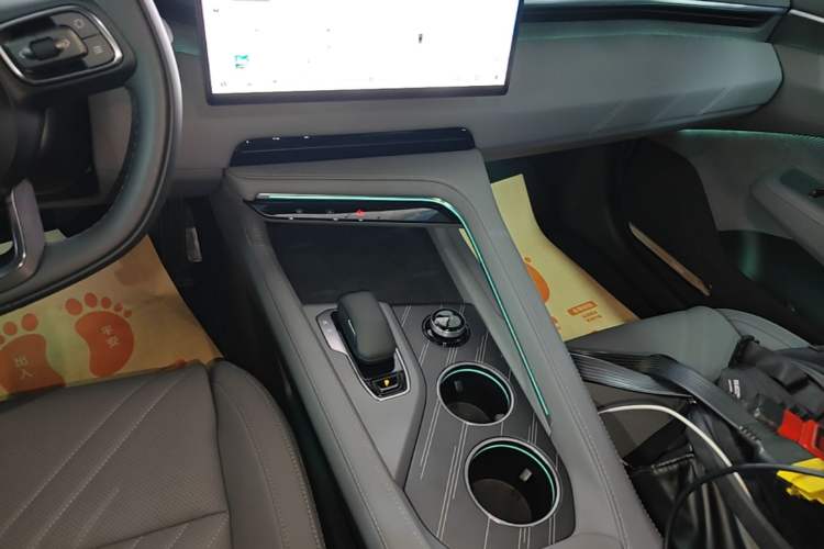 Used Zeekr 001 2025 YOU Edition 100 kWh All-Wheel Drive
