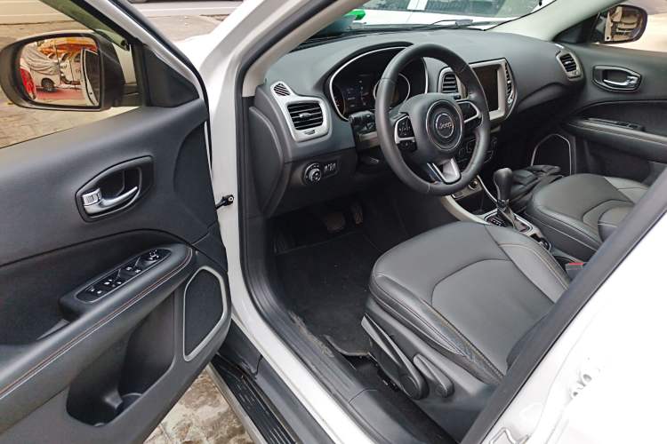 Used Jeep Compass 2017 200T Automatic Family Edition Driver Seat