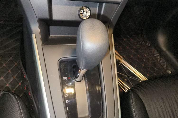 Used Nissan Sylphy 2024 Revised Version Classic 1.6XE CVT Comfort Edition Gear Lever