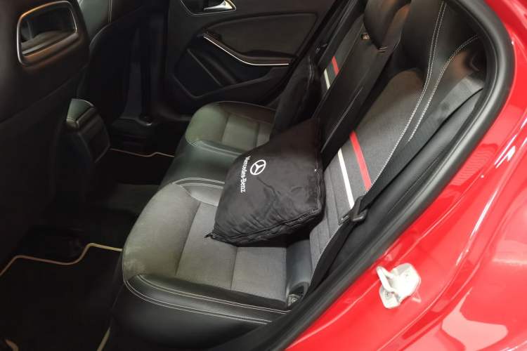 Used Mercedes-Benz A-Class 2013 A 180 Fashion Model Left Rear Seat