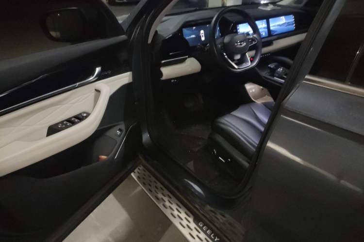 Used Geely Auto Monjaro L 2023 2.0TD High-Power Automatic Two-Wheel Drive Flagship Version