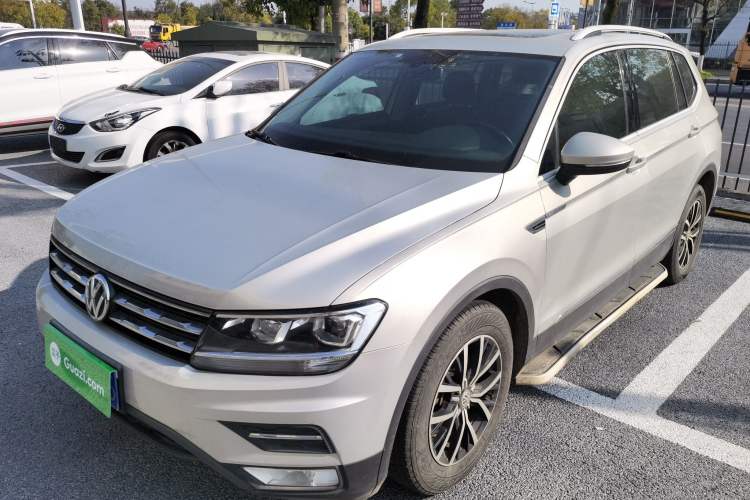 Used Volkswagen Tiguan L 2018 330TSI Automatic Two-Wheel Drive Luxury Edition