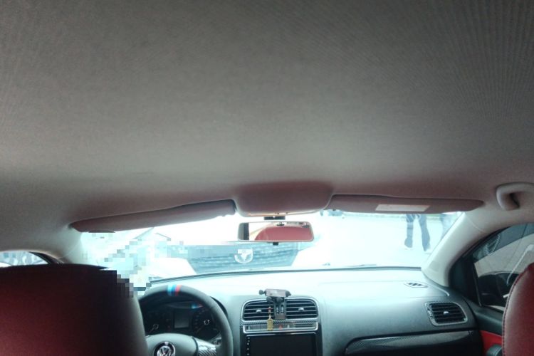 Used Volkswagen Polo 2018 1.5L Manual Drive-Comfort Model Headliner