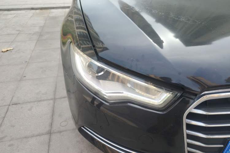 Used Audi A6L 2012 35 FSI Comfort Model Right Front Headlight
