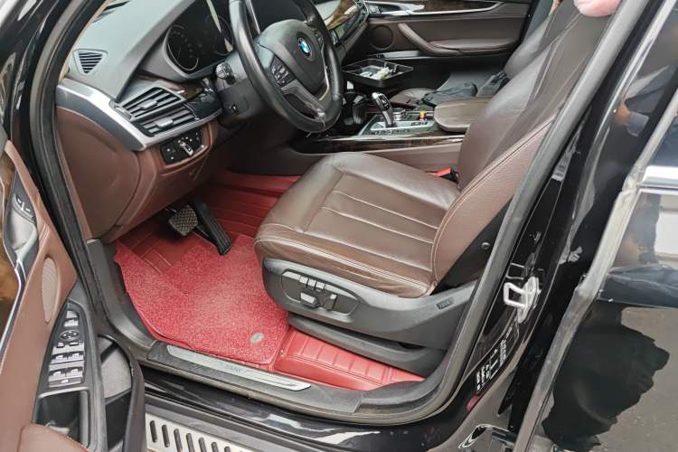 Used BMW X5 2017 xDrive28i Driver Seat