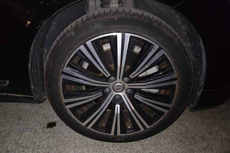 Used Volvo S90 New Energy 2021 T8 eDrive Hybrid Zhiyi Luxury Edition
