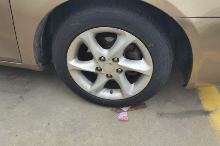 Used Geely Auto Classic Emgrand 2010 Sedan 1.8L Manual Luxury Model