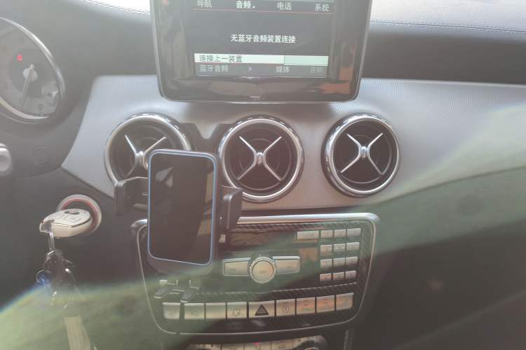 Used Mercedes-Benz GLA 2015 GLA 220 4MATIC Luxury Model