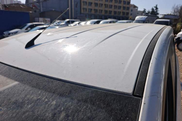 Used Wuling Hongguang New Energy 2025 Extended-Range Hybrid 50KM Comfort Version Roof