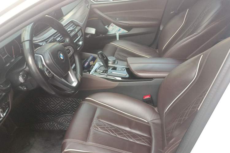 Used BMW 5 Series 2019 Facelifted 530Li Leading Edition Luxury Package