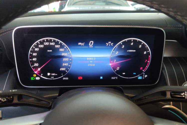 Used Mercedes-Benz GLC 2024 Refreshed GLC 300 L 4MATIC Dynamic Version 5 Seats
