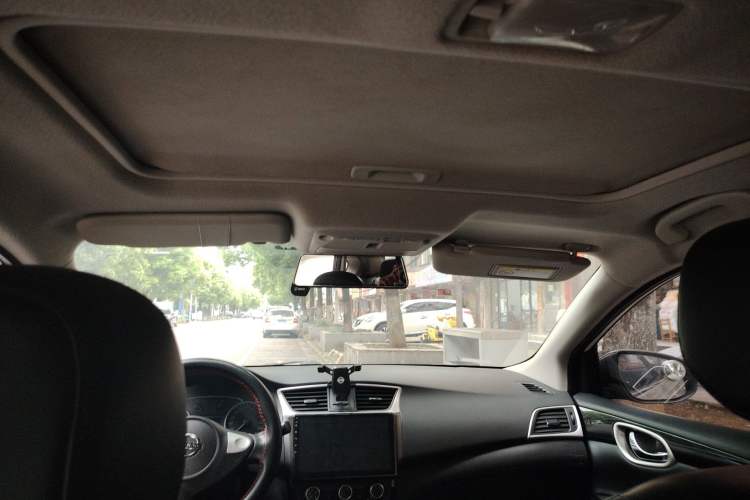 Used Nissan Sylphy 2016 Classic 1.6XL Manual Luxury Edition Headliner